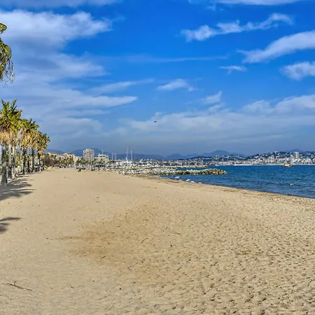 Le Capitole-3 By Interhome Apartment Frejus
